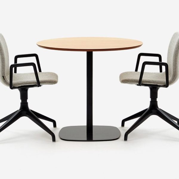 VIVACH4S_Kvadrat-Tonus-Meadow-115_PED850D_RAL9005_OAK_WEB-700x640