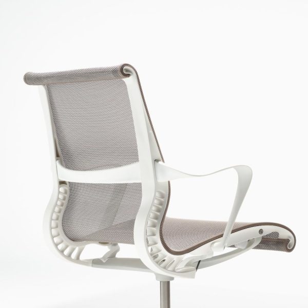 it_prd_ovw_setu_side_chair_03.jpg.rendition.900.900